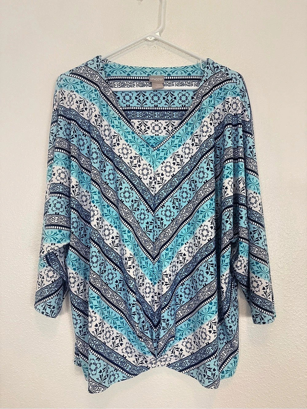 Chico's Printed Tunic Top in Blue & White Floral Drape Front Dolman Sleeve